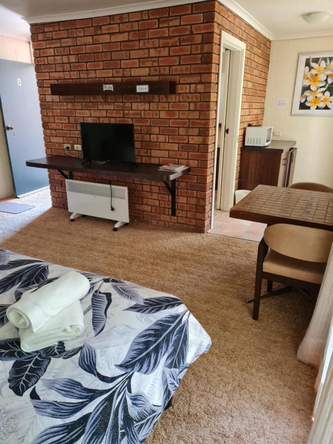 Toora Lodge Motel Buitenkant foto