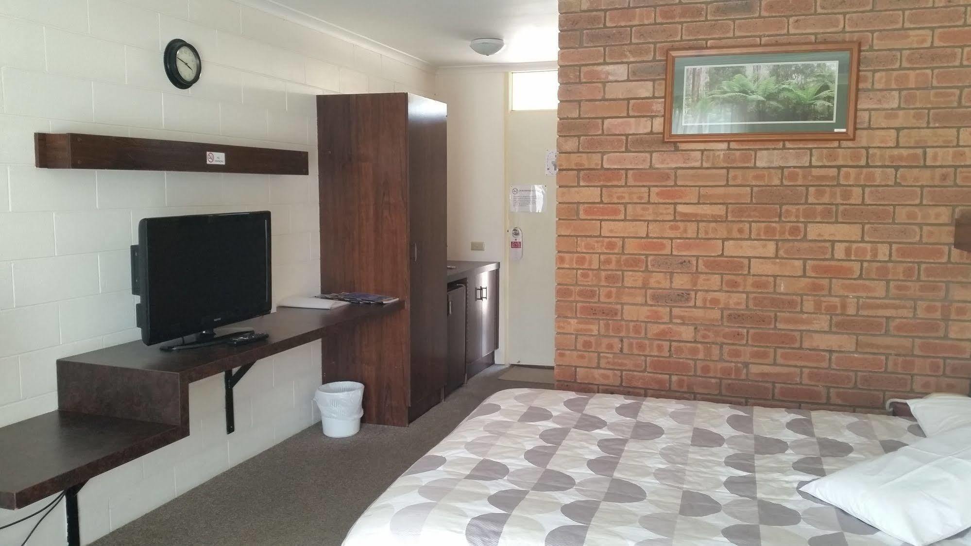 Toora Lodge Motel Buitenkant foto